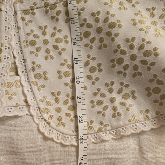 Alex Marie Gold and White Lace Blazer Floral Elegance - Picture 12 of 13